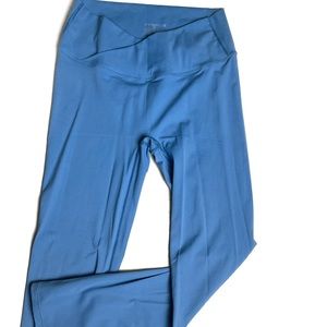 Jed North Blue V-Waist flow leggings.